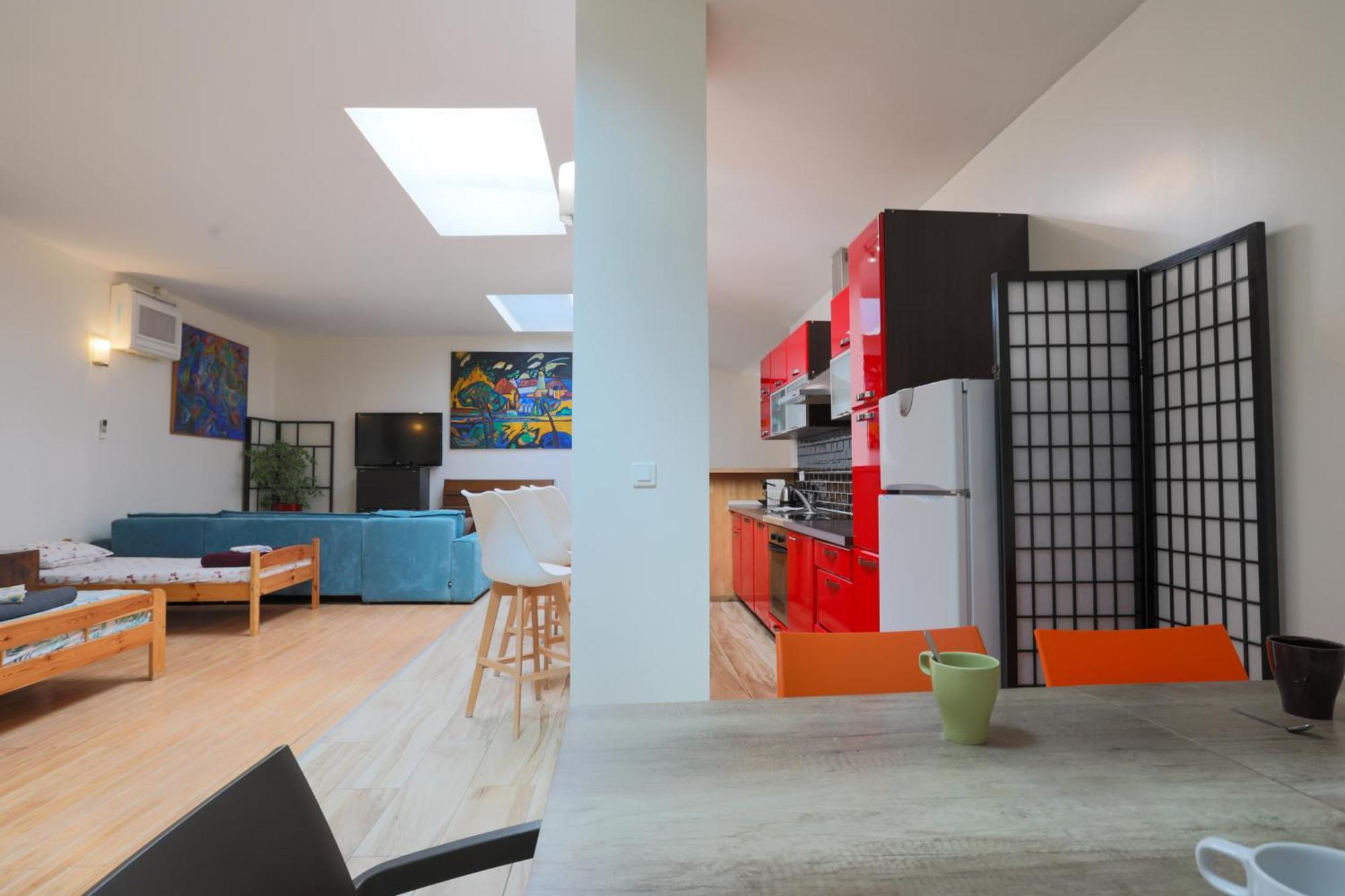 Paris East Side Lodge Пантен Екстериор снимка