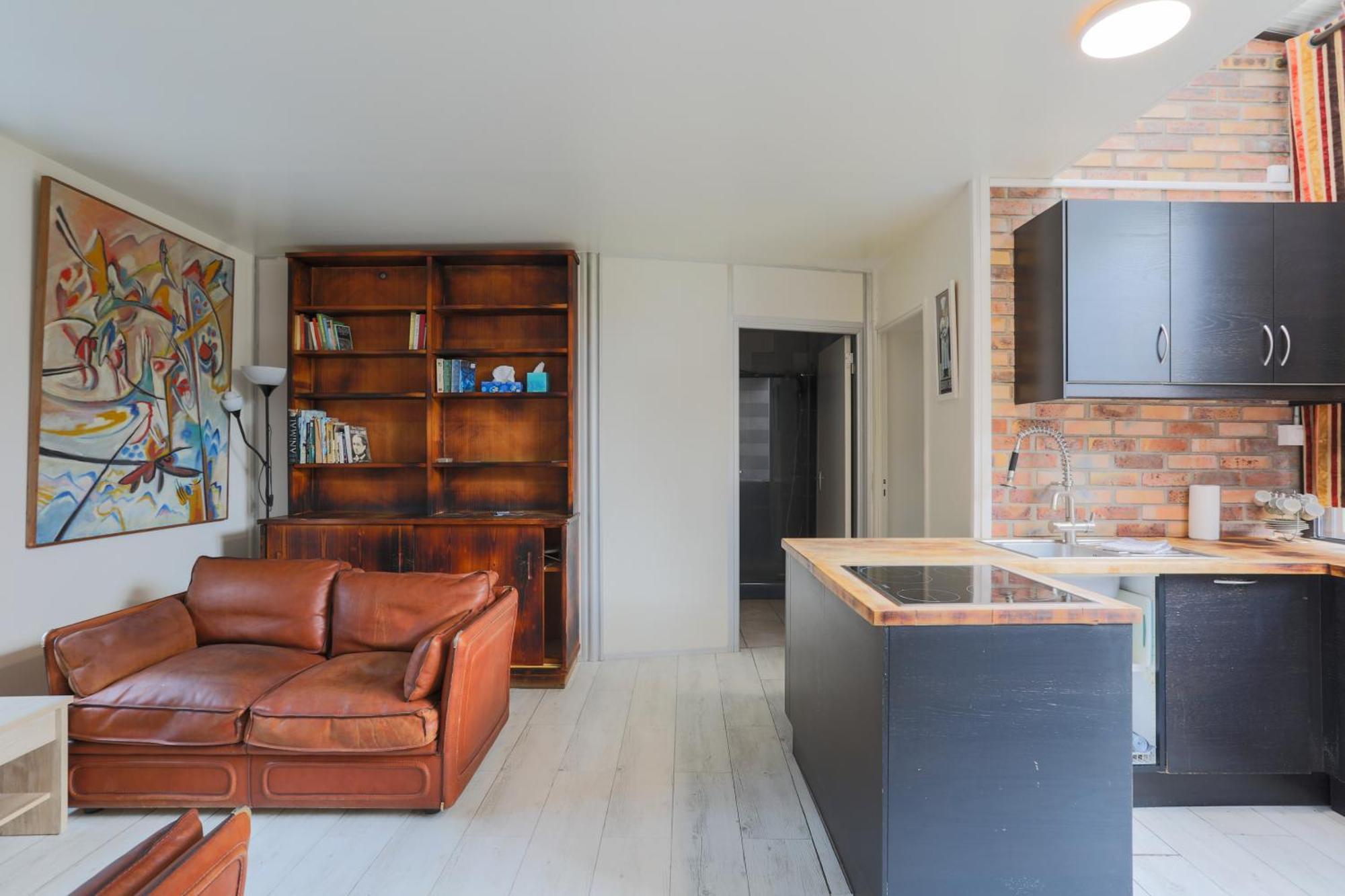 Paris East Side Lodge Пантен Екстериор снимка