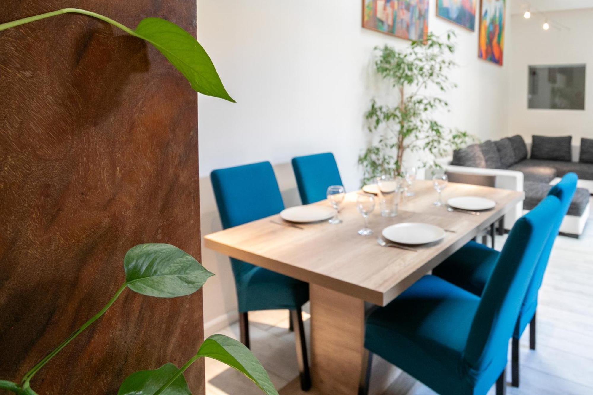 Paris East Side Lodge Пантен Екстериор снимка