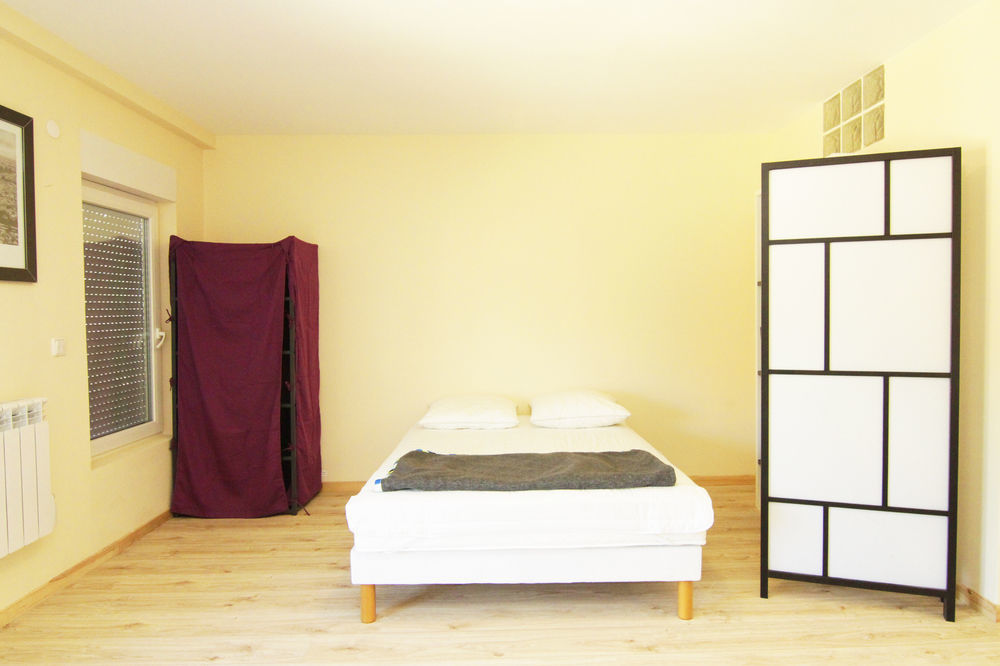 Paris East Side Lodge Пантен Екстериор снимка