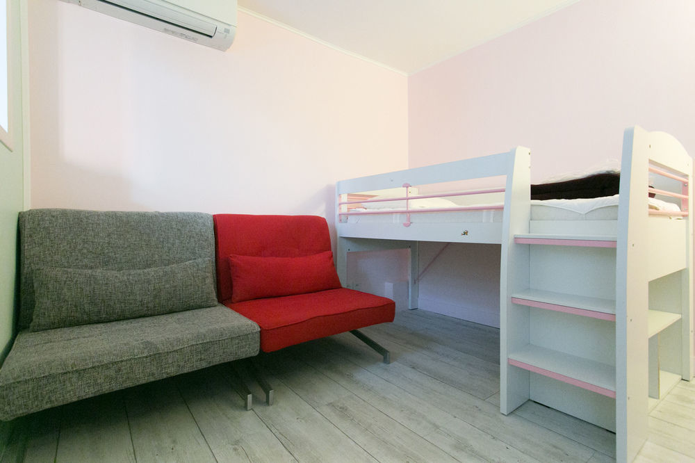 Paris East Side Lodge Пантен Екстериор снимка